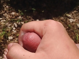 Outdoor masturbation :)