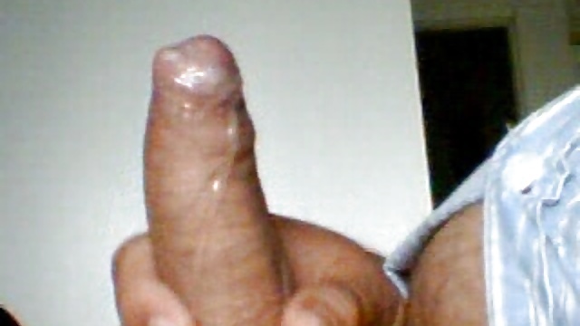 Fat man masturbat