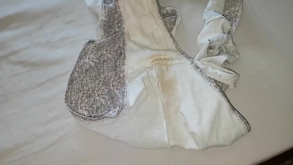 Jizzing on cousin s daughter panties