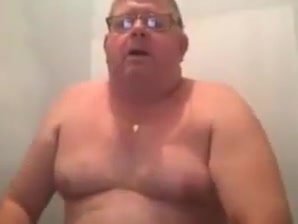 Daddy chubby play and cum