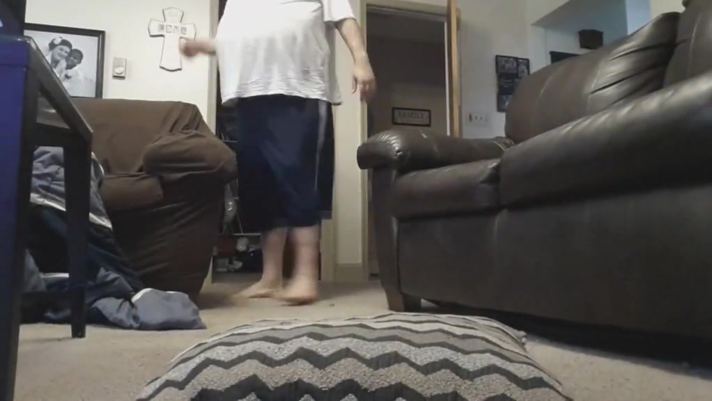 Fat jackofspades tiny dick jack off and cum!!